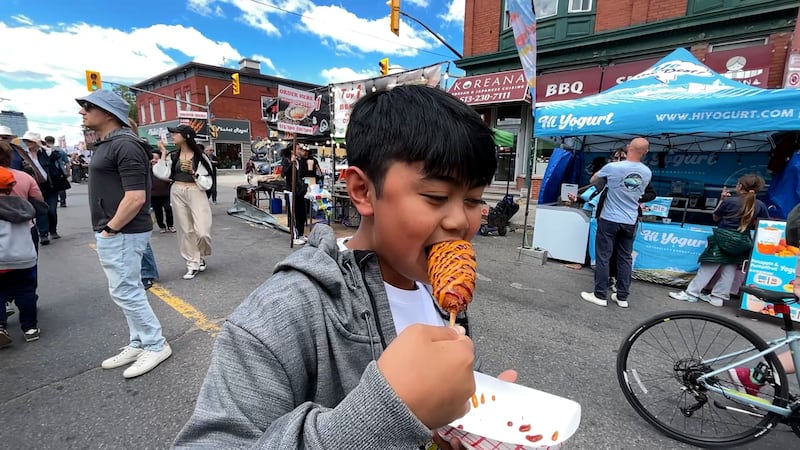 Ribfest, Chinatown Night Market among events drawing crowds to downtown Ottawa this weekend