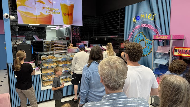 Viral Quebec donut shop opens location in Ottawa