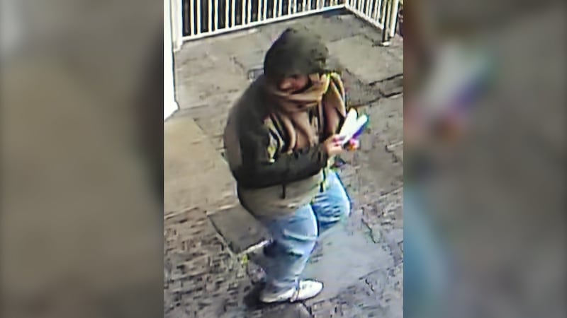 Suspect wanted after victim assaulted at synagogue in Thornhill