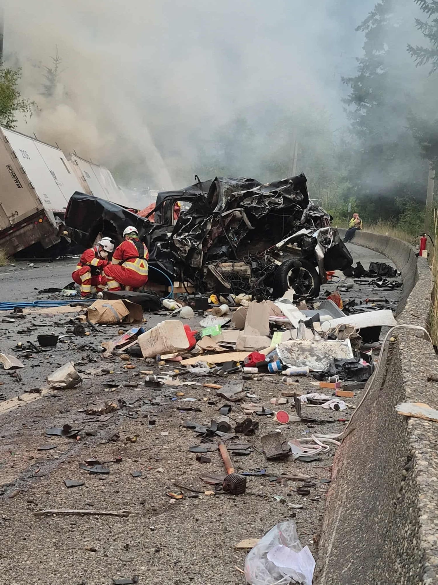 Fiery crash closes Highway 1 near Yale, B.C. – CTVNews