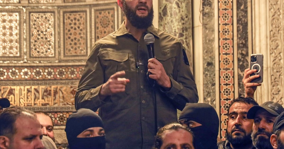 Ahmad Sub R Donald Trump hosts Syria leader Ahmad al-Sharaa