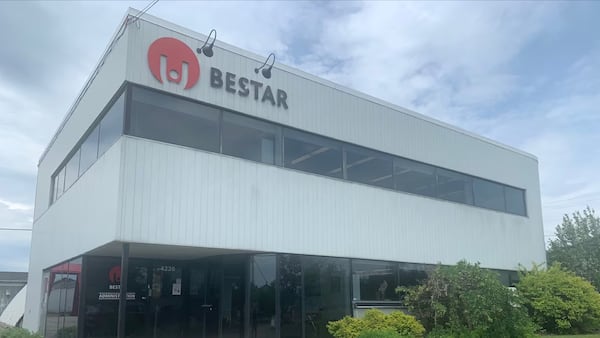 Another Quebec furniture manufacturer closing down, Unifor says
