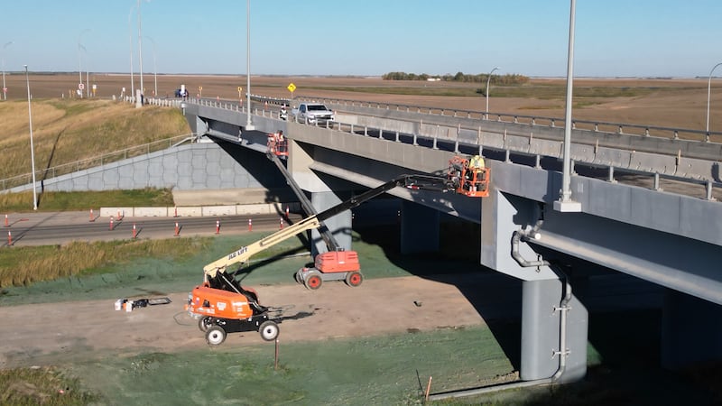 Sask. Ministry of Highways takes action after high number of overpass strikes