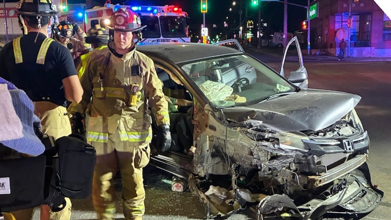 Trapped passenger extricated from overnight crash on Montreal Road