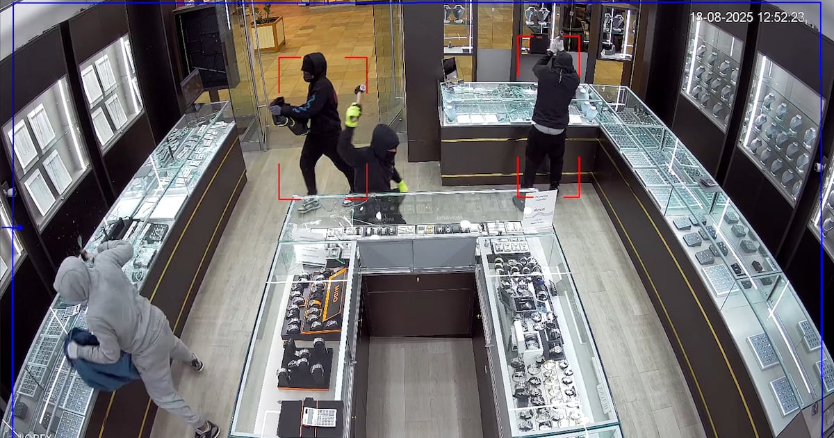 Barrie jewelry store robbery suspects denied bail