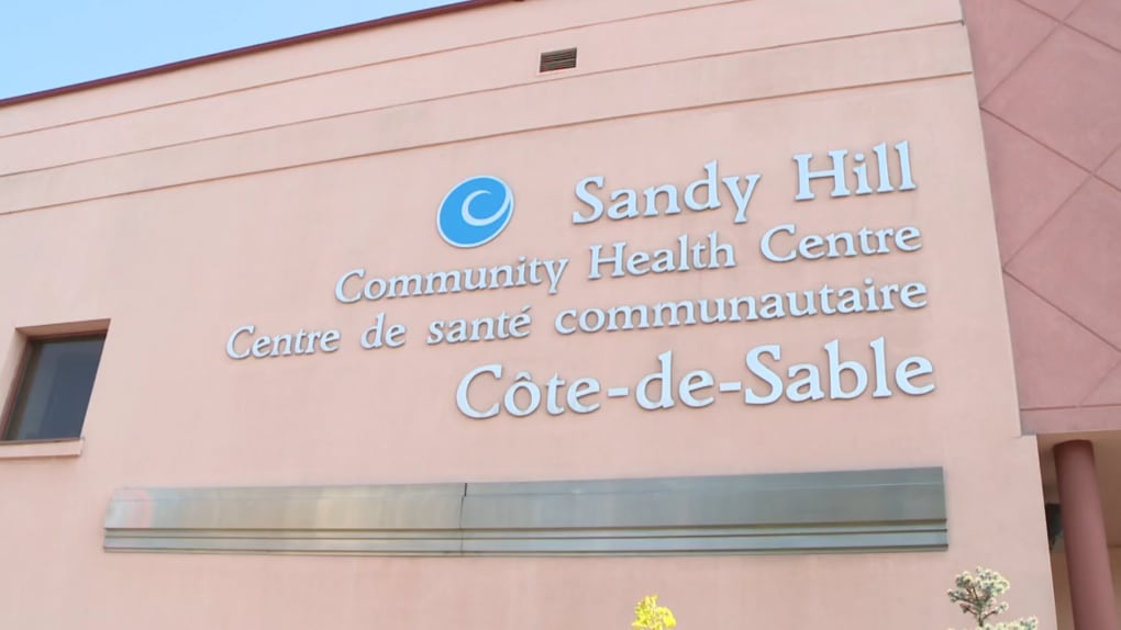 Ottawa’s top doctor issues warning about upcoming closure of supervised con