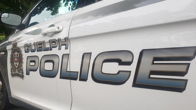 Man bites officer after allegedly cutting down sign with chainsaw