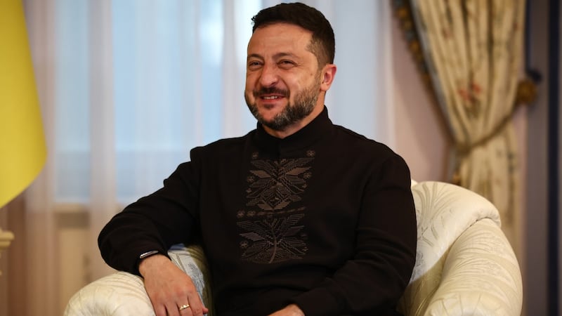 Zelenskyy gives award to Elon Musk for Starlink's role in Ukraine
