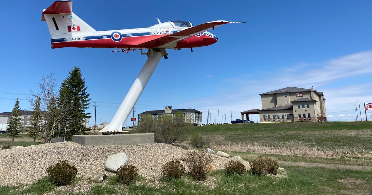 Grounded Snowbirds ‘disappointing’ blow to Moose Jaw tourism, locals say