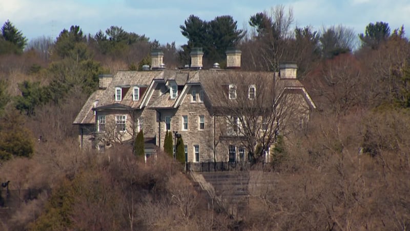 More than $700,000 donated to restore 24 Sussex Drive in first month of fundraising campaign