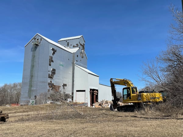 Community concerned over fate of grain elevator property