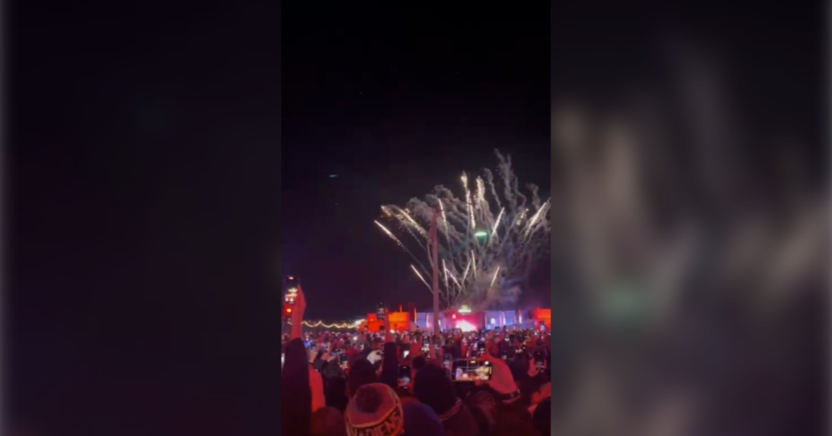 Disappoting Firework 'Really disappointing': Organizer says Montreal New Year's Eve ...