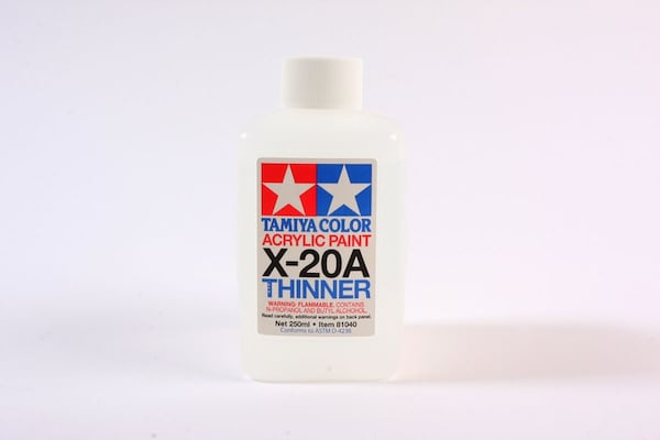 Acrylic thinner recalled in Canada for improper labels, lack of child-resistant packaging