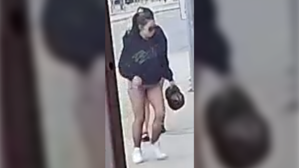 Regina police searching for suspect after downtown assault and robbery