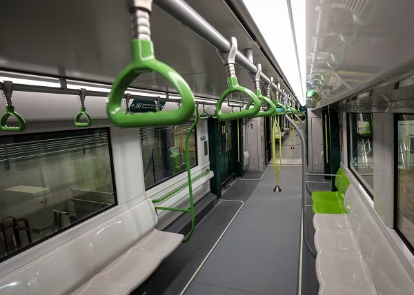 Take the West Island REM for free May 16-17 to celebrate grand opening