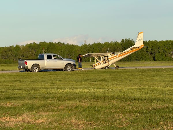 Small plane crashes at Carp Airport