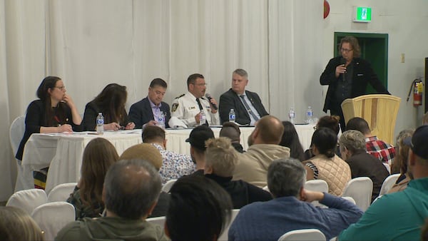 Proposed safe consumption site in Winnipeg draws pushback at community meeting
