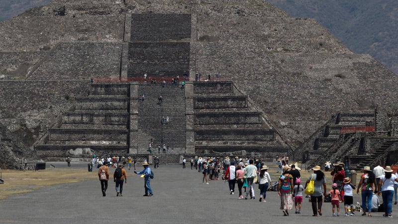 At least one killed in shooting at Mexico’s Teotihuacan pyramids, says security cabinet