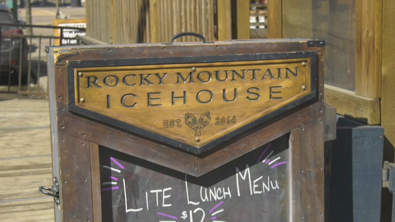 ‘Barely making any money’: Downtown restaurant considers patio closure with new city fees