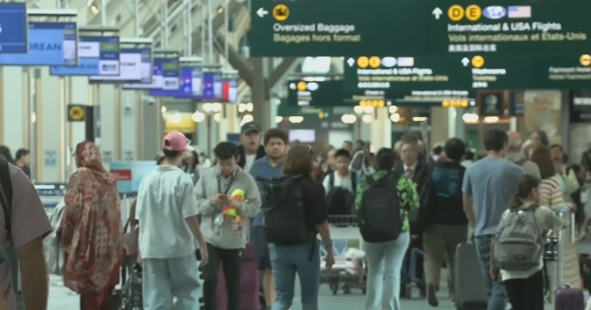 Vancouver and Calgary airports ‘not for sale,’ union says in response to Carney plans