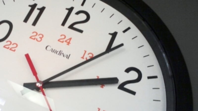 Manitoba looking for feedback on possible end of seasonal time change