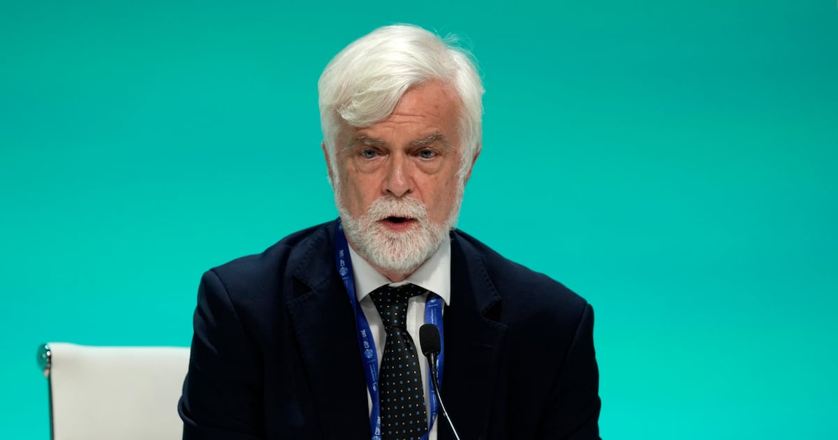 UN climate panel head wants swift end to deadlock over key scientific ...