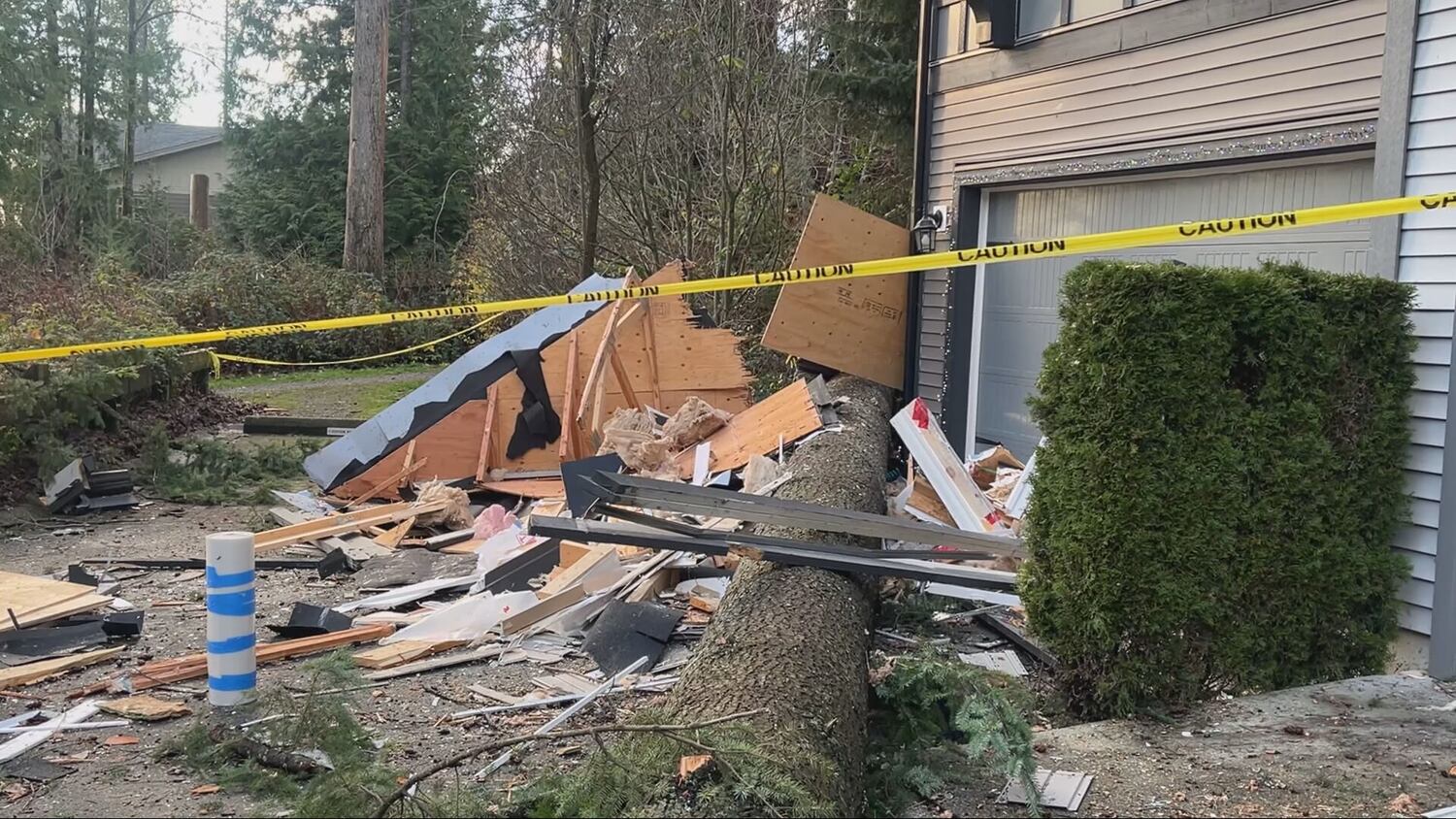 Clean up underway after B.C. windstorm – CTVNews
