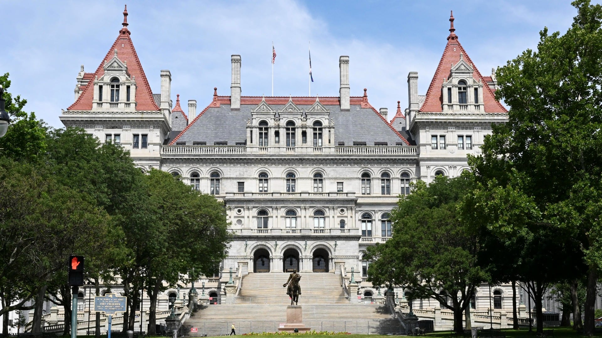 Woman charged in ISIS-inspired terror plot to detonate explosive device at New York State Capitol, feds say