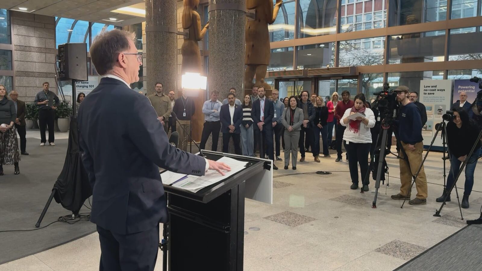 Alex Ritchie Bc Gov B.C. says AI and data centre projects must compete for power