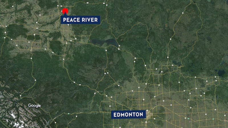 Northern Alberta town cancels flood alert after water levels decrease