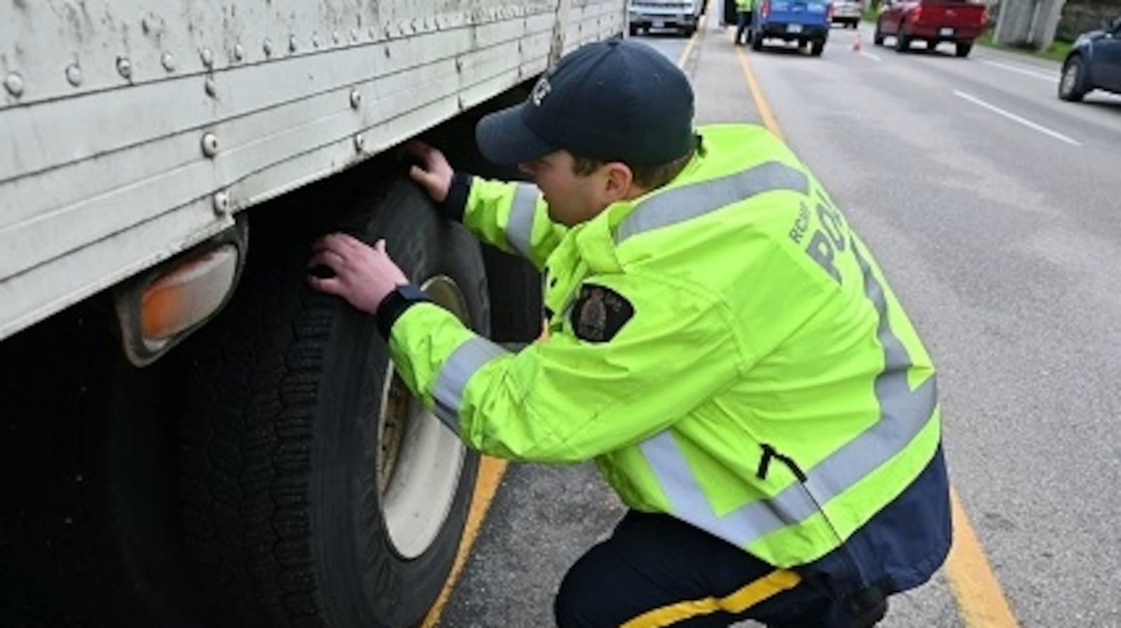 Rcmp Inspection Quebec road inspectors to be armed