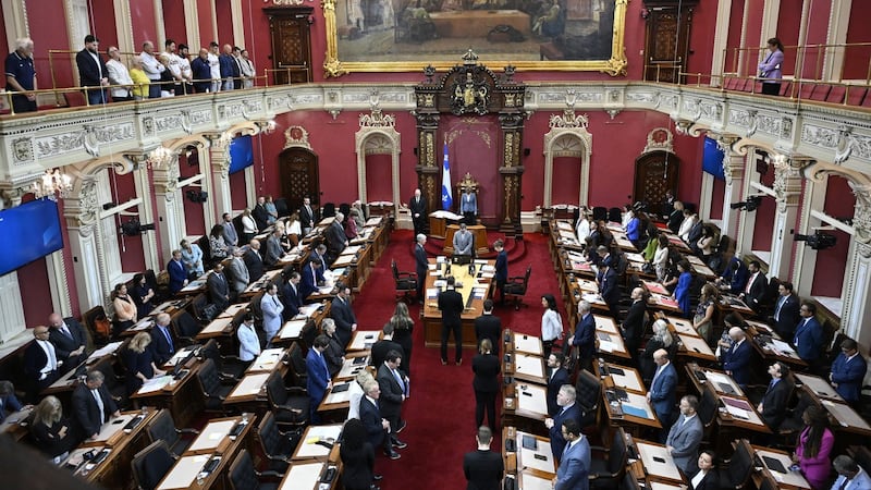 Lawyer challenges Quebec’s law ending mandatory oath of allegiance to the King