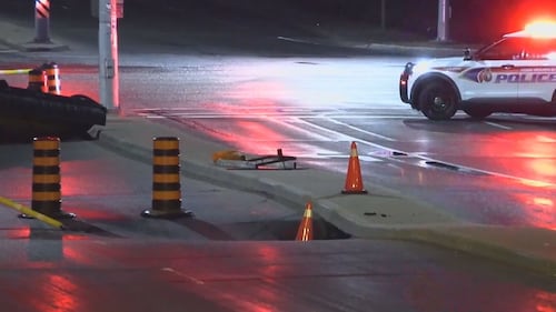 Massive sinkhole on Warden Avenue in Markham repaired