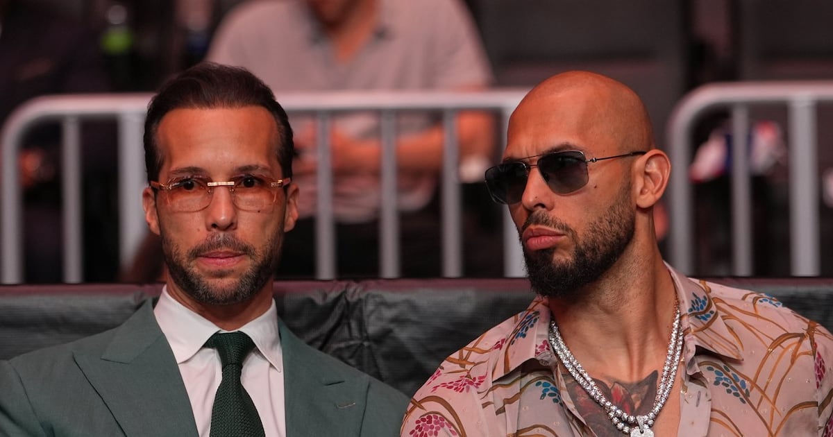 Photo: CTV News Andrew Tate, right, and his brother Tristan arrive an event, April 11, 2026, in Miami. (AP Photo/Julia Demaree Nikhinson