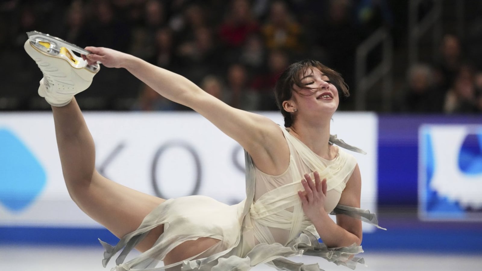 World Figure Skating Championships 2025 Liu Takes Lead world-figure-skating-championships-2025-liu-takes-lead