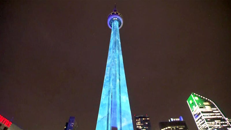 Drake ‘freezes’ CN Tower for release of ‘Iceman’ and two more albums