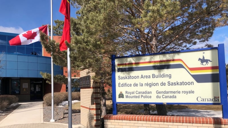 Police ask residents to avoid Pike Lake area as investigation unfolds