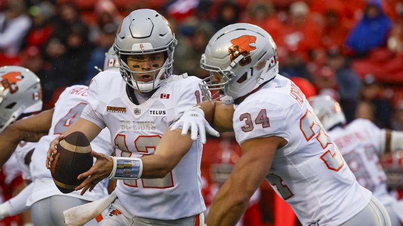 B.C. Lions top Calgary Stampeders 30-26 for third straight win