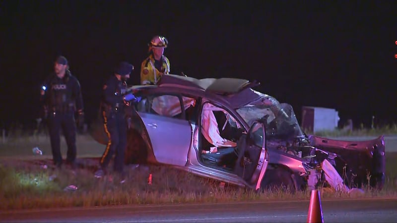 1 dead, 1 seriously injured in 2-vehicle collision east of Stoney Trail