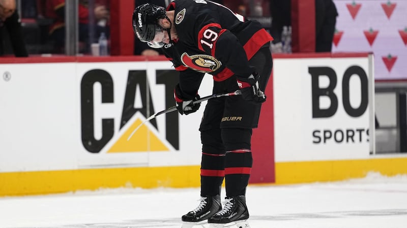 Hurricanes down Senators to take 3-0 series lead; Sanderson exits with injury