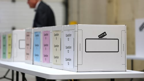 More than 300 advance polls open across Alberta in historic referendum