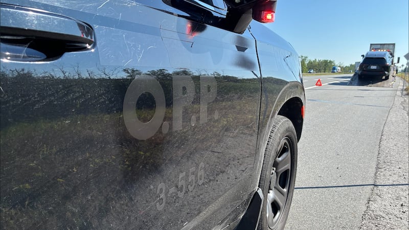 Driver visiting eastern Ontario from another country stopped for stunt driving on Hwy. 401