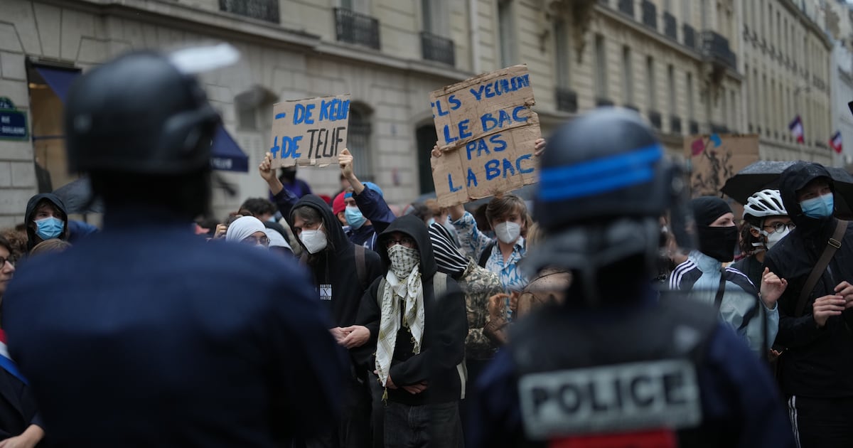 France suspends stun grenade use at student protests ahead of PM speech