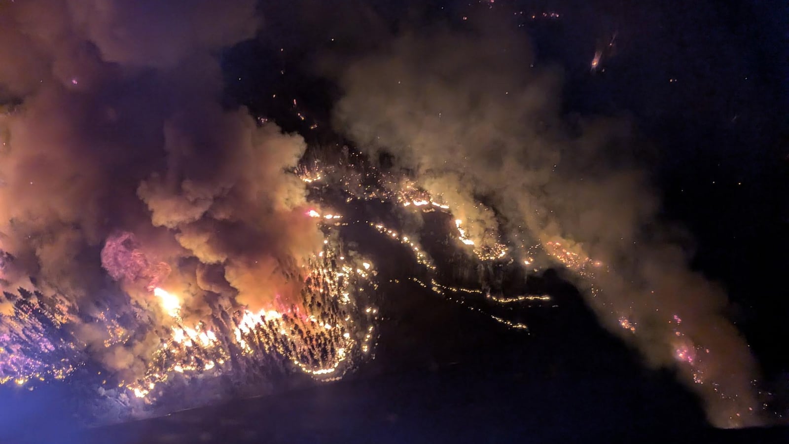 Swede Creek wildfire triggers evacuation alert in Cariboo region