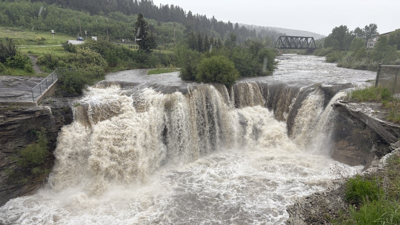 Calgary’s heavy rainfall expected to end Tuesday