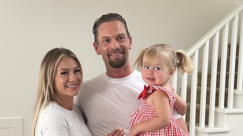 Edmonton-born father back in Canada after 9 months in U.S. immigration detention