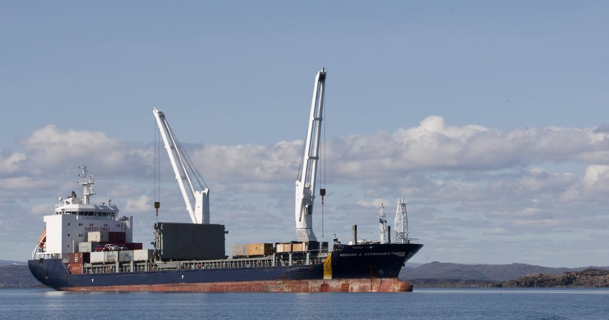 ‘A moving target’: Two Canadian ships anxious to leave Gulf after almost ...