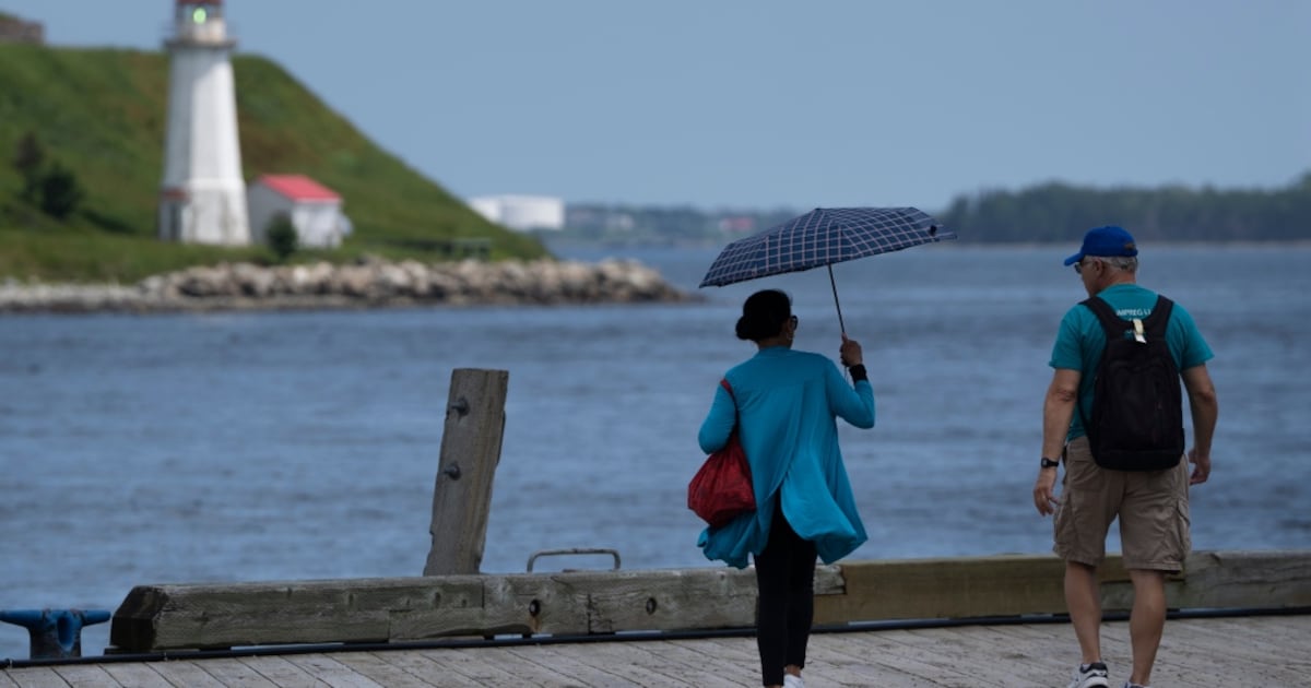 After a cold finish to May temperatures will warm up in the Maritimes