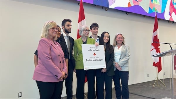 Ottawa small businesses welcoming federal expansion of summer jobs program