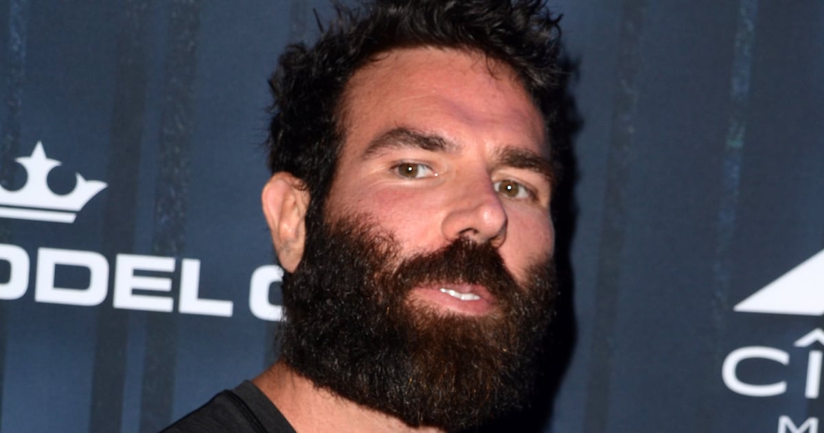 B.C. court bars influencer Bilzerian from selling vapes in non-competition order B.C. court bars influencer Bilzerian from selling vapes in non-competition order